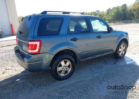 2010 Ford Escape Xlt from USA, damaged, VIN 1FMCU0D7XAKD37236